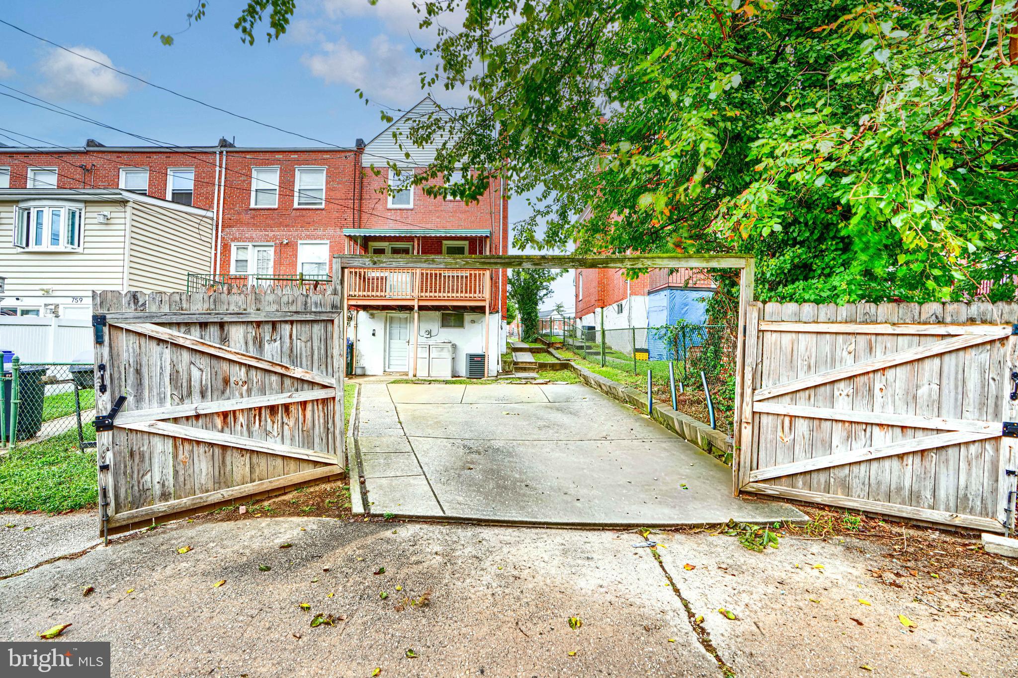 755 South Woodington Road Baltimore, MD 21229 - Photo 38 of 40 a view of a house with a street