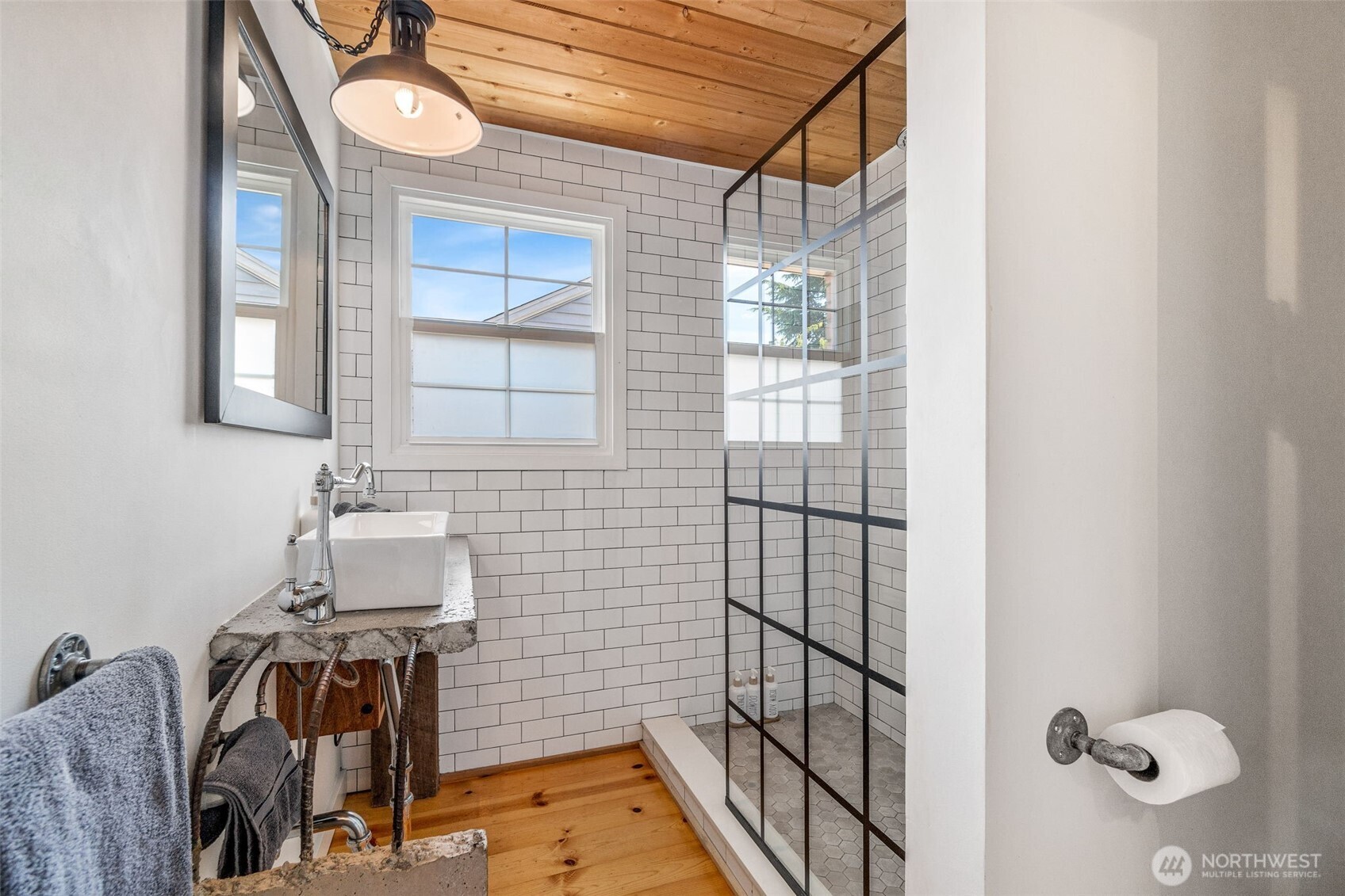 1705 North 82nd Street Seattle, WA 98103 - Photo 10 of 33