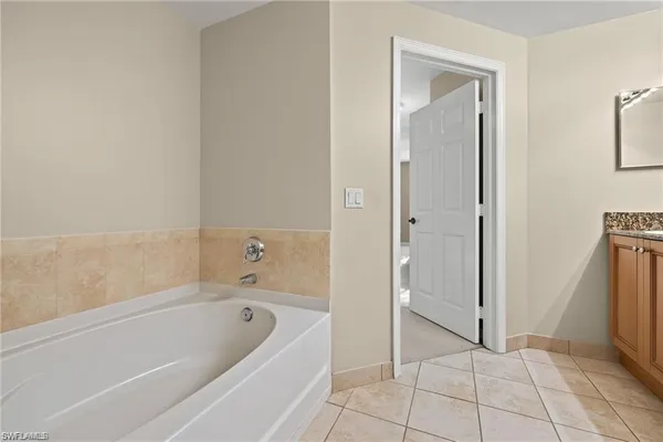 $285,500 | 20320 Estero Gardens Circle, Unit 208, Estero, FL 33928