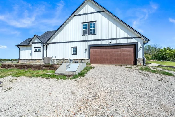 $634,000 | 4886 County Road 1037, Celeste, TX 75423