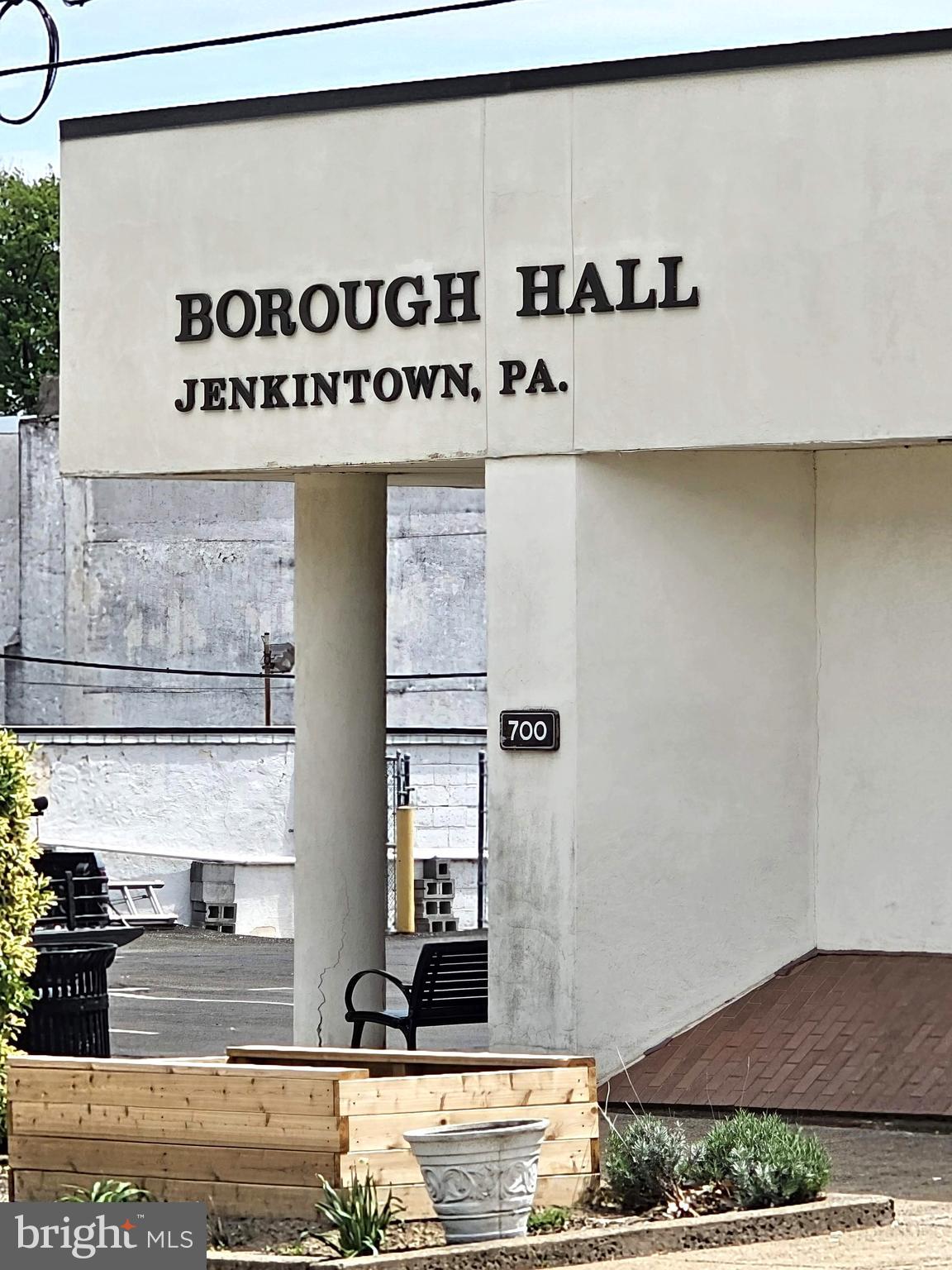 100 West Avenue, Unit 407S Jenkintown, PA 19046 - Photo 32 of 42 a kitchen with a cabinets and a stove