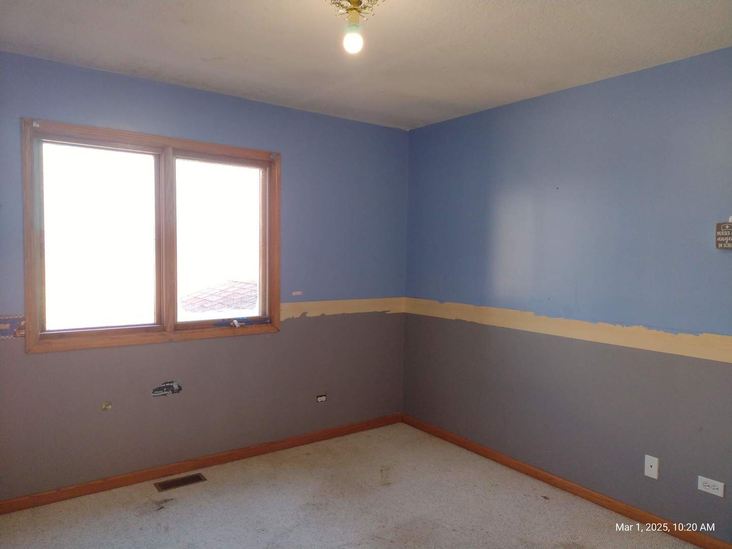 41 Manor Drive Matteson, IL 60443 - Photo 22 of 45 an empty room with a window
