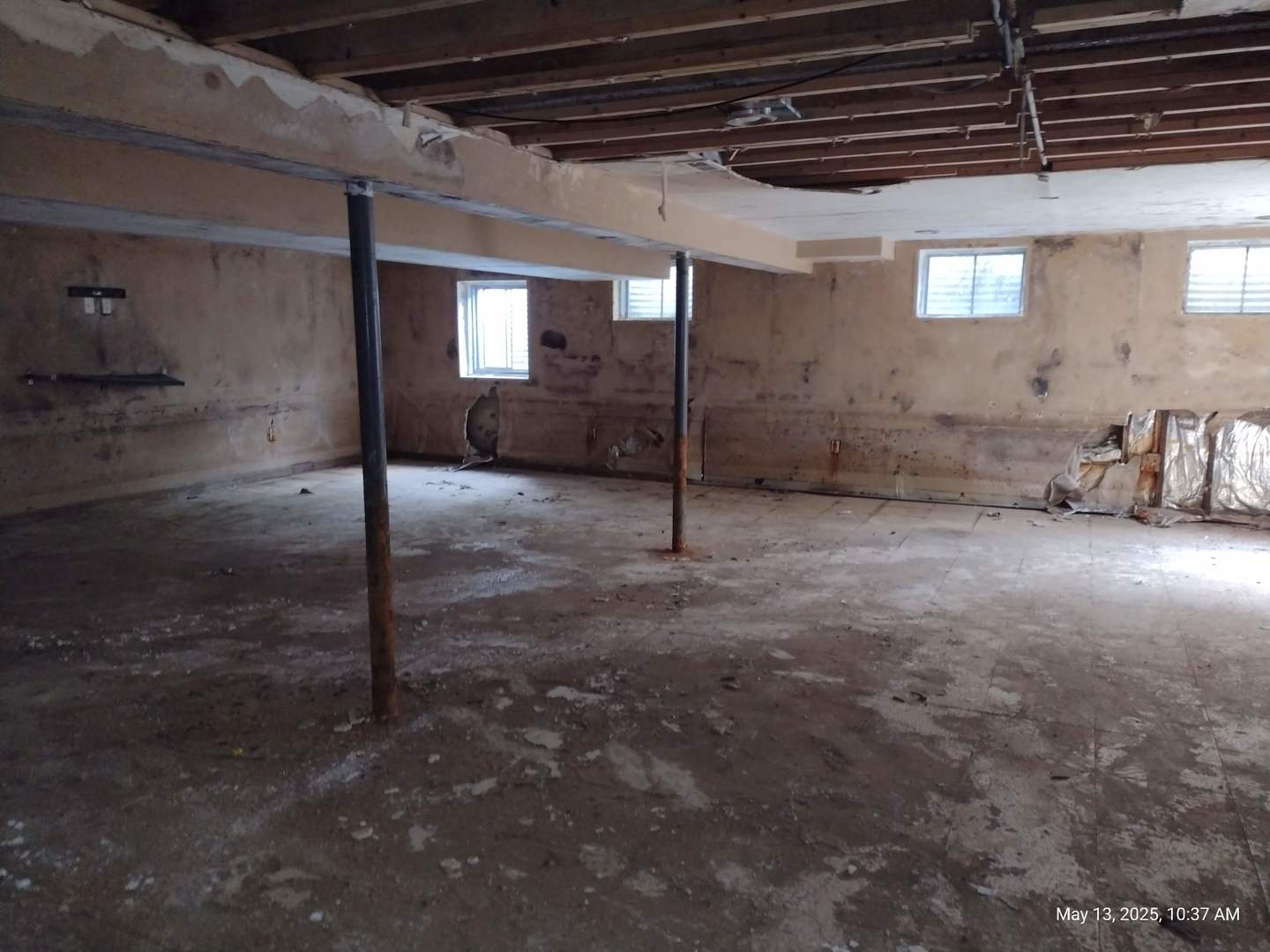 41 Manor Drive Matteson, IL 60443 - Photo 36 of 45 a view of an empty room