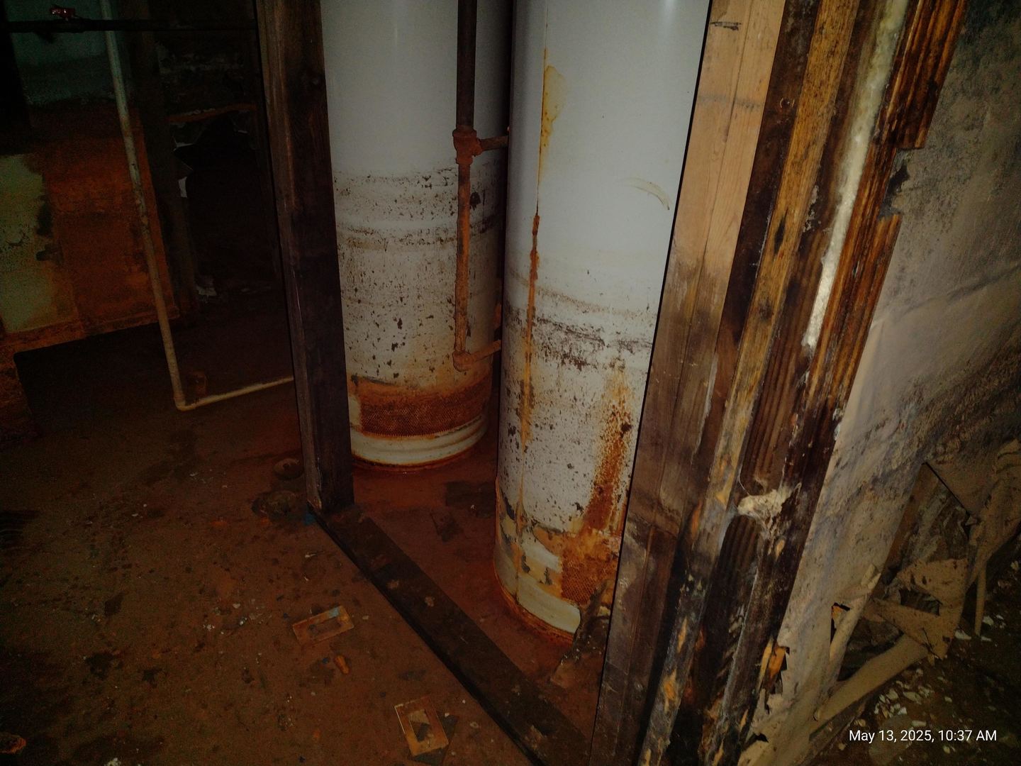 41 Manor Drive Matteson, IL 60443 - Photo 38 of 45 a bathroom with a shower