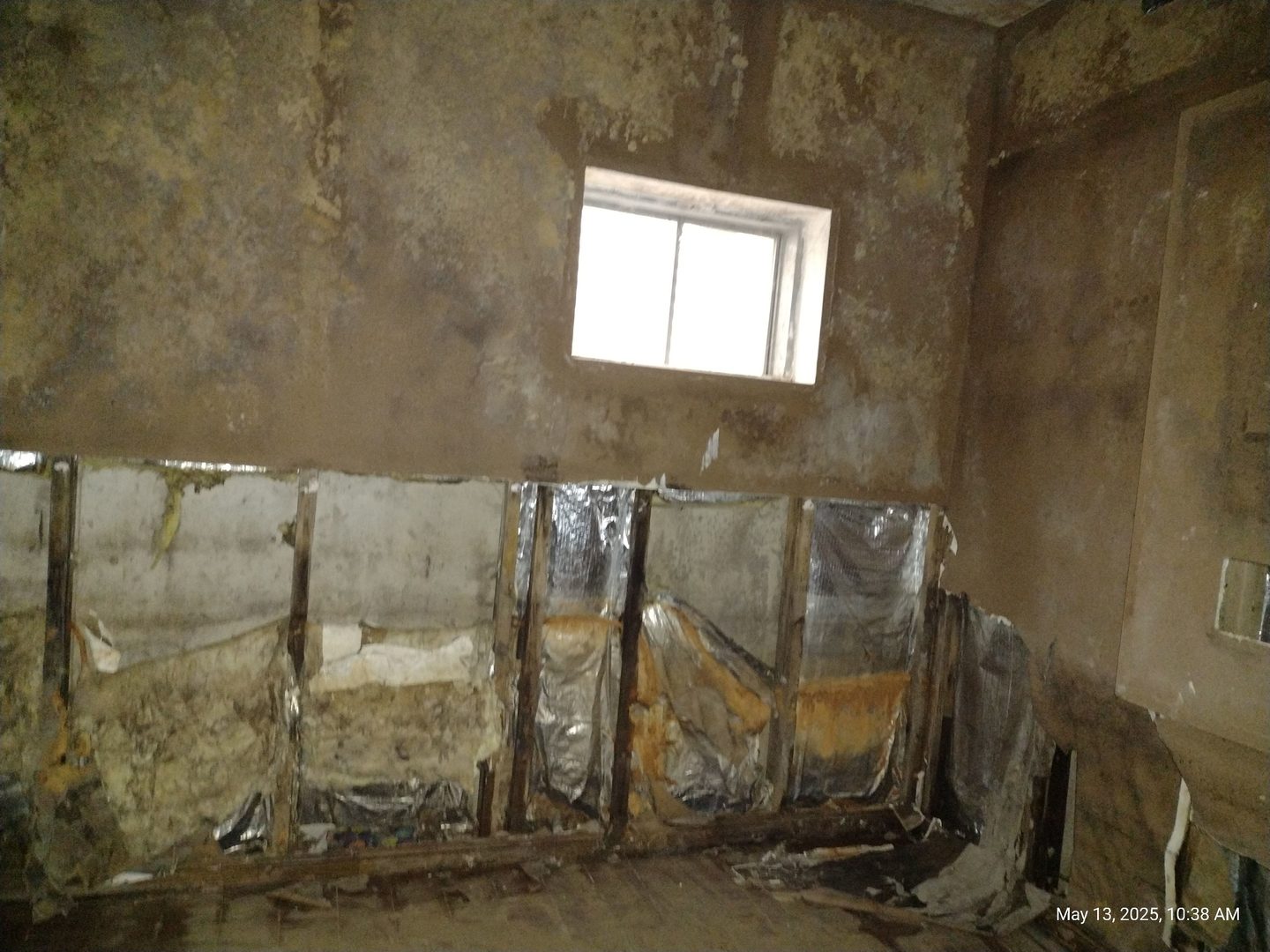 41 Manor Drive Matteson, IL 60443 - Photo 42 of 45 a bathroom with a shower