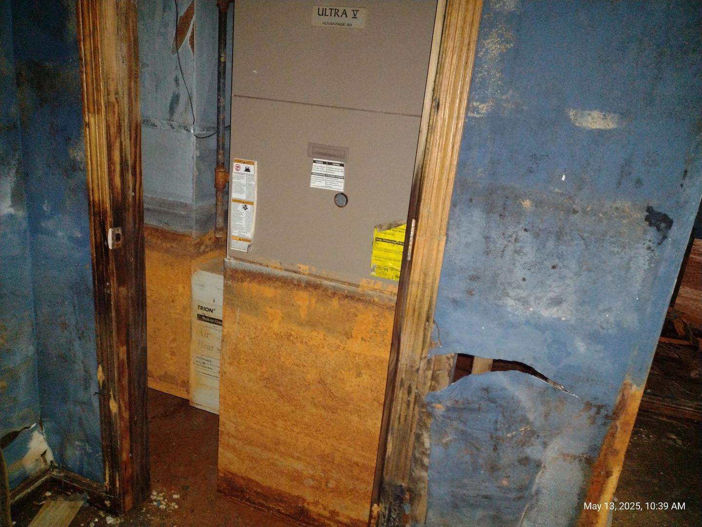 41 Manor Drive Matteson, IL 60443 - Photo 43 of 45 a bathroom with a shower