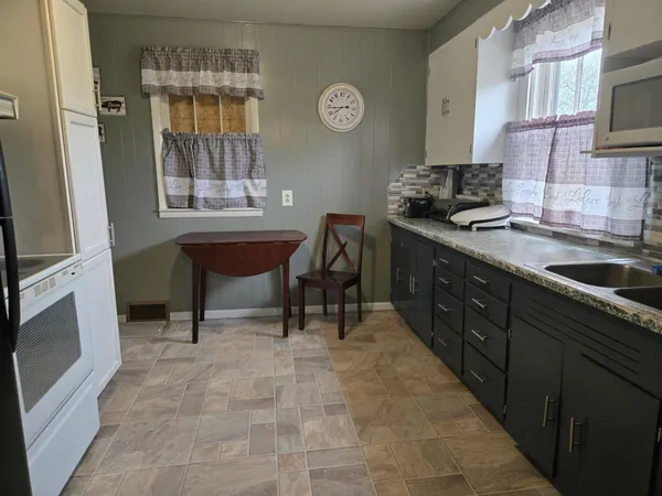 $85,000 | 214 Garfield Street, Beardsley, MN 56211