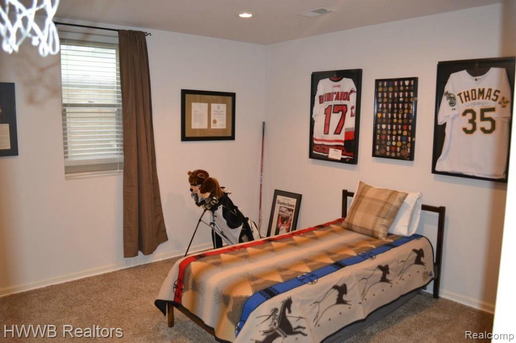 2168 Clinton View Circle Rochester, MI 48309 - Photo 30 of 38 Fifth Bedroom
