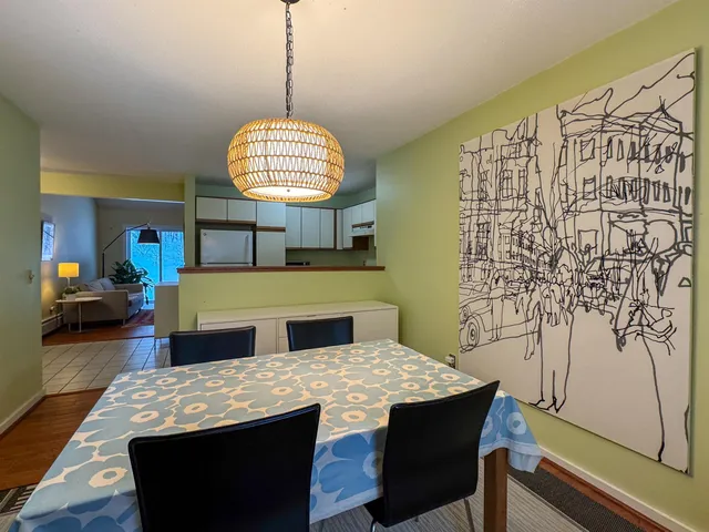 $2,300 | 214 Coombs Road, Unit 214, Manchester, VT 05255