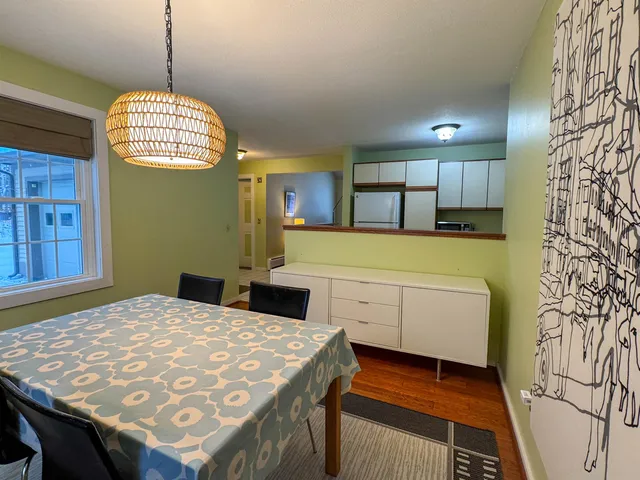 $2,300 | 214 Coombs Road, Unit 214, Manchester, VT 05255