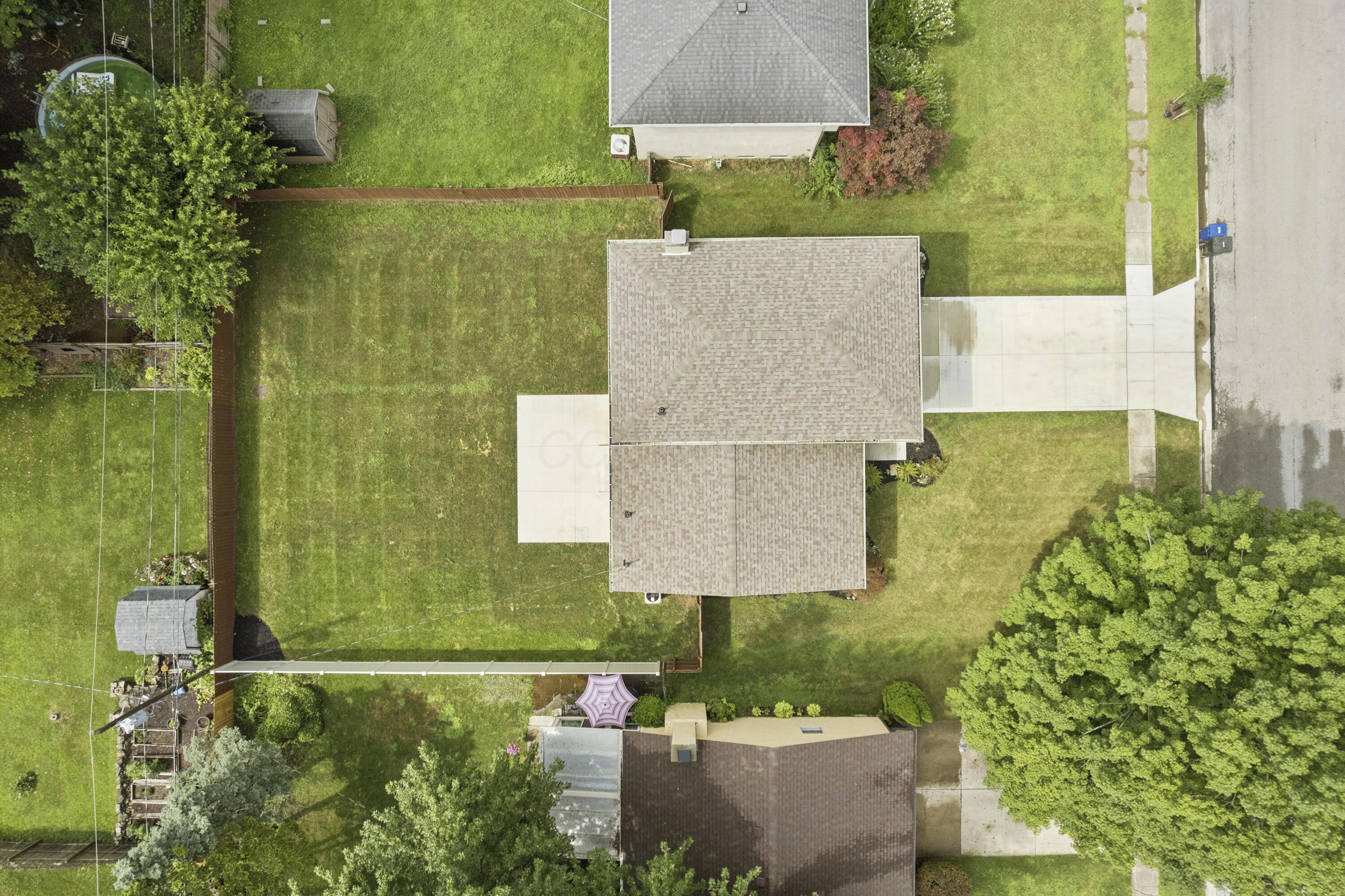 5440 Aspen Road Columbus, OH 43229 - Photo 47 of 52 Drone - Lot Line