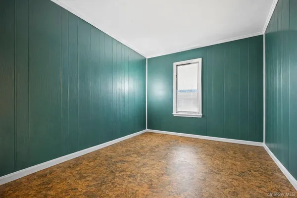 $669,999 | 35 West 13th Street, Deer Park, NY 11729