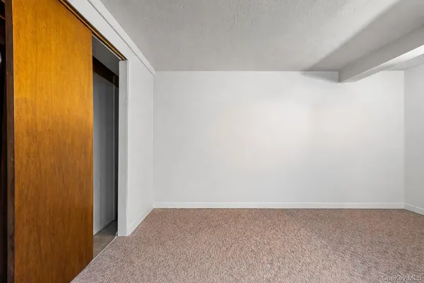 $669,999 | 35 West 13th Street, Deer Park, NY 11729