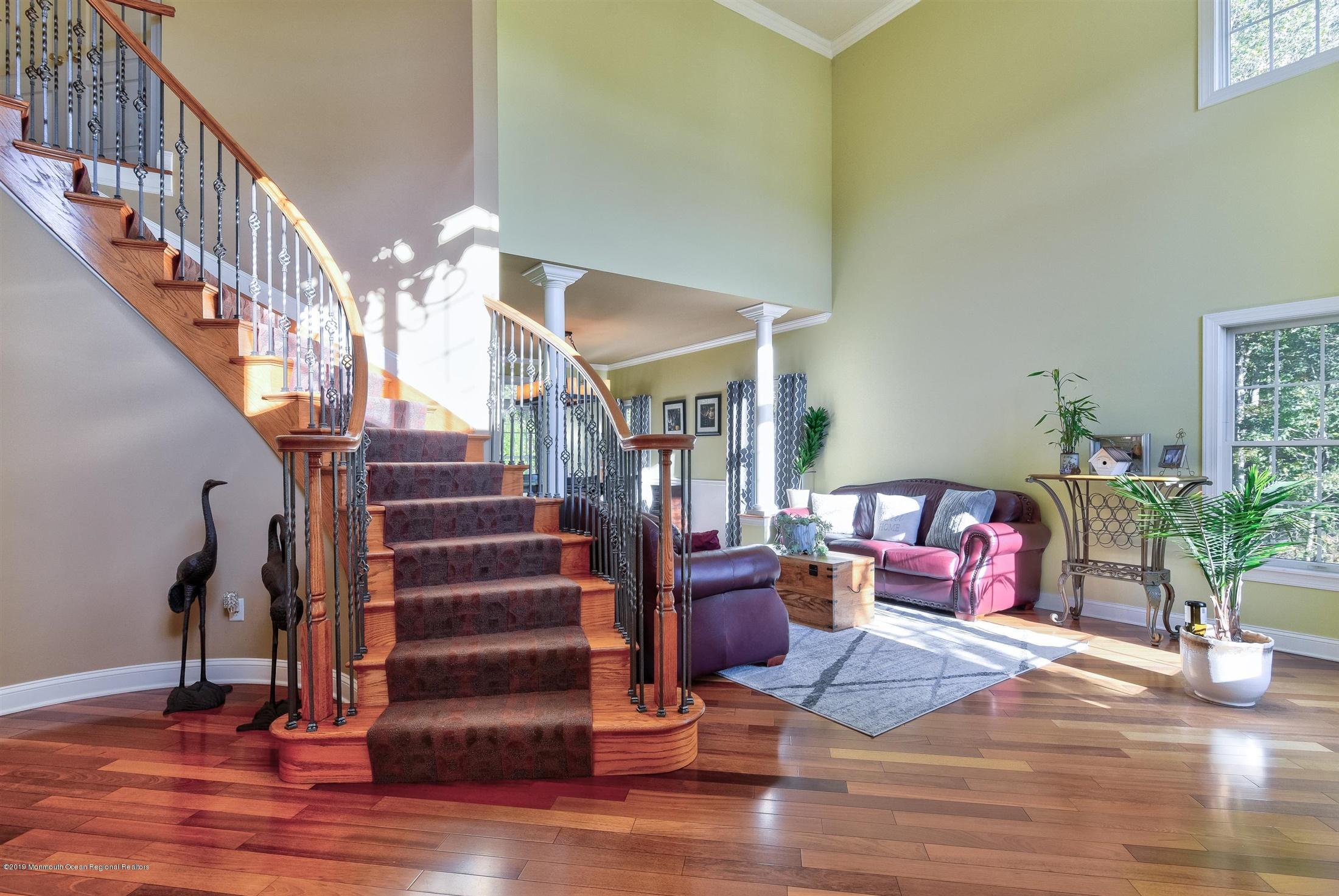 81 Mill Pond Road Jackson, NJ 08527 - Photo 9 of 67 10-Foyer