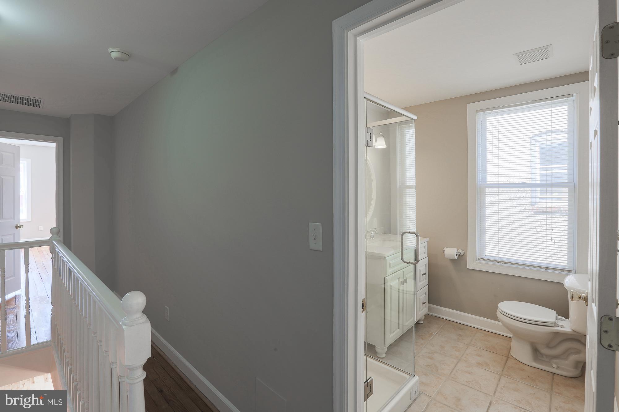 2967 Keswick Road Baltimore, MD 21211 - Photo 17 of 28 Bath