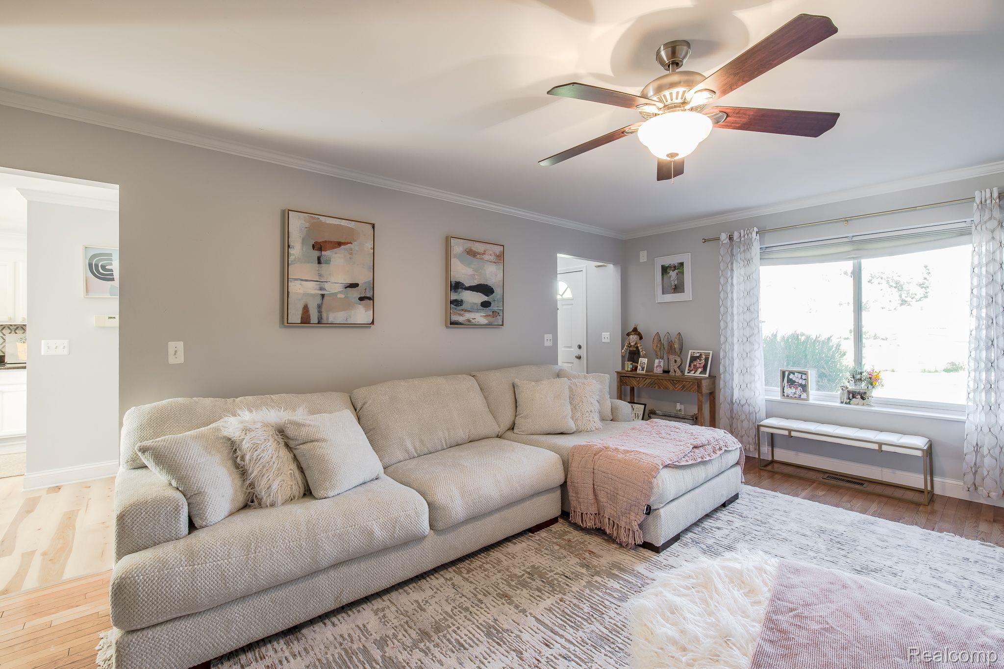 2467 Bull Run Road Oxford, MI 48371 - Photo 8 of 41 Gallery Image 8