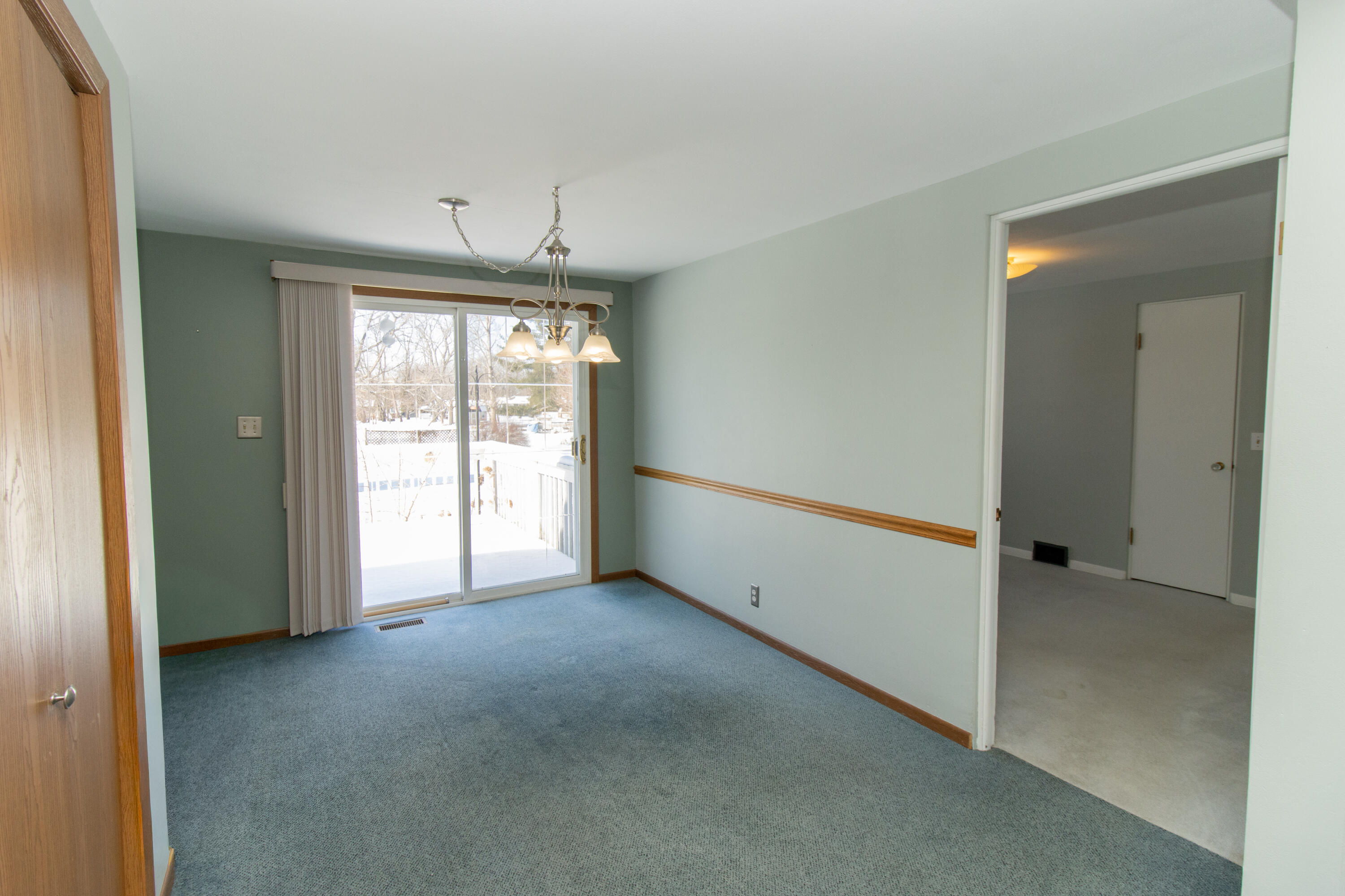 418 Joe Martin Road Lowell, IN 46356 - Photo 14 of 23 3000x1999