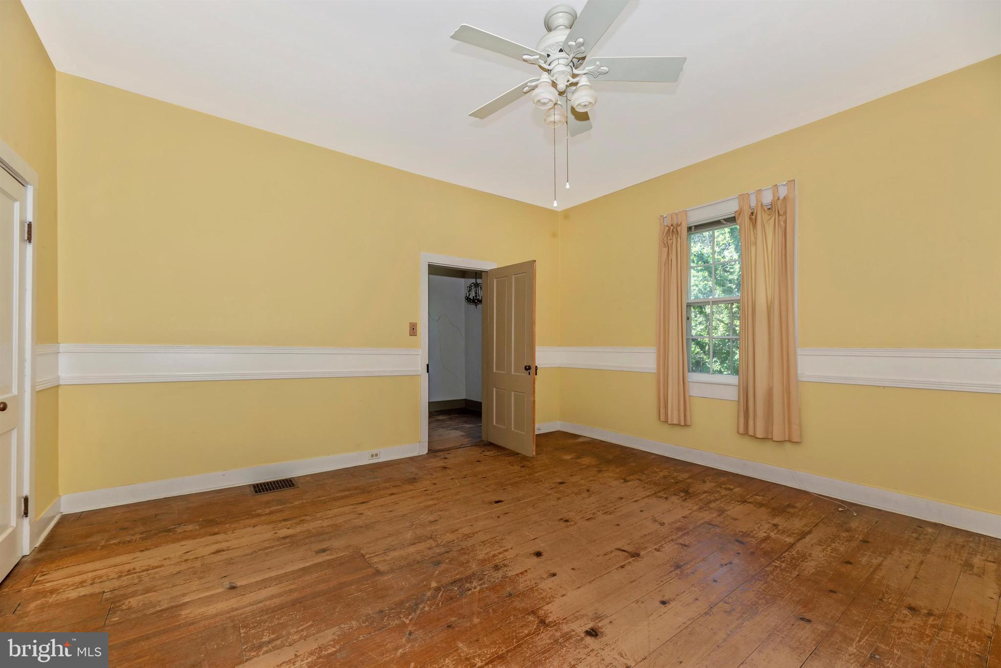 13523 Triadelphia Road Ellicott City, MD 21042 - Photo 14 of 41 Gallery Image 14