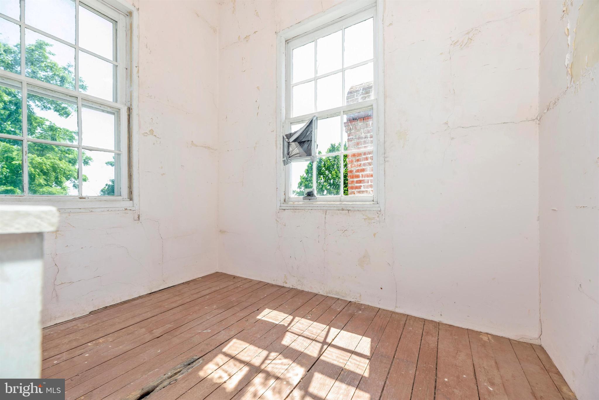 13523 Triadelphia Road Ellicott City, MD 21042 - Photo 20 of 41 Gallery Image 20