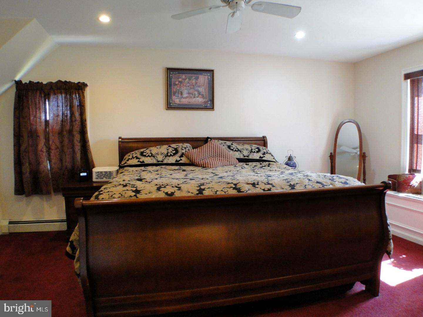 9205 Andover Road Philadelphia, PA 19114 - Photo 14 of 25 Bedroom - Main