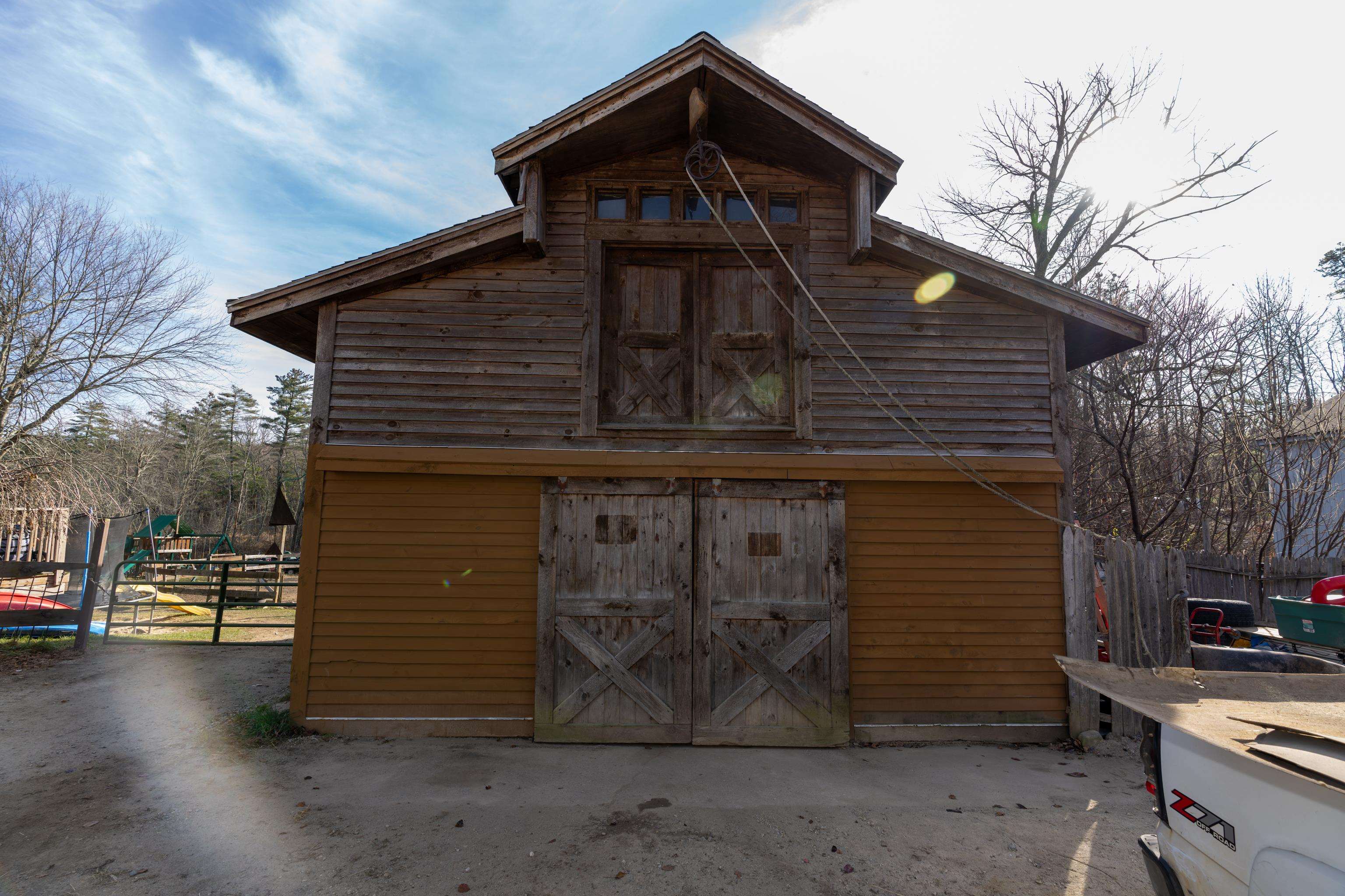 243 Hampstead Road Derry, NH 03038 - Photo 13 of 40