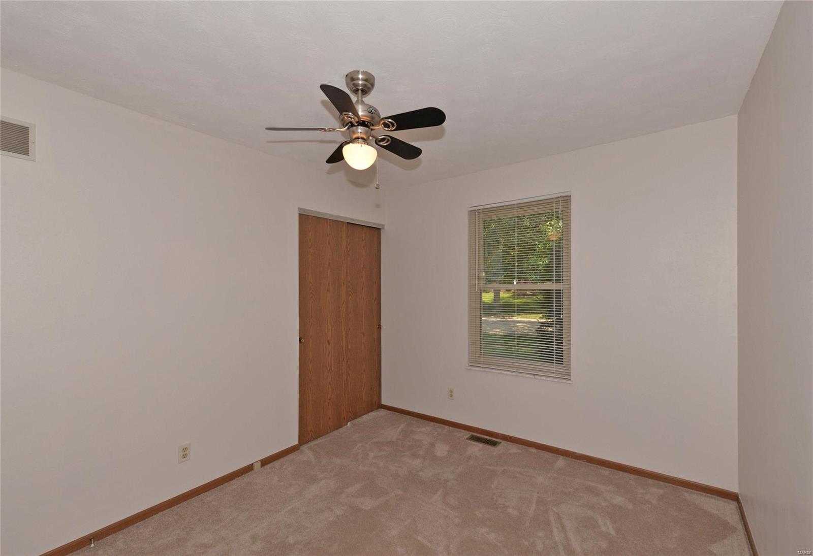 6425 Farmcrest Road St. Louis, MO 63129 - Photo 15 of 24 Gallery Image 15
