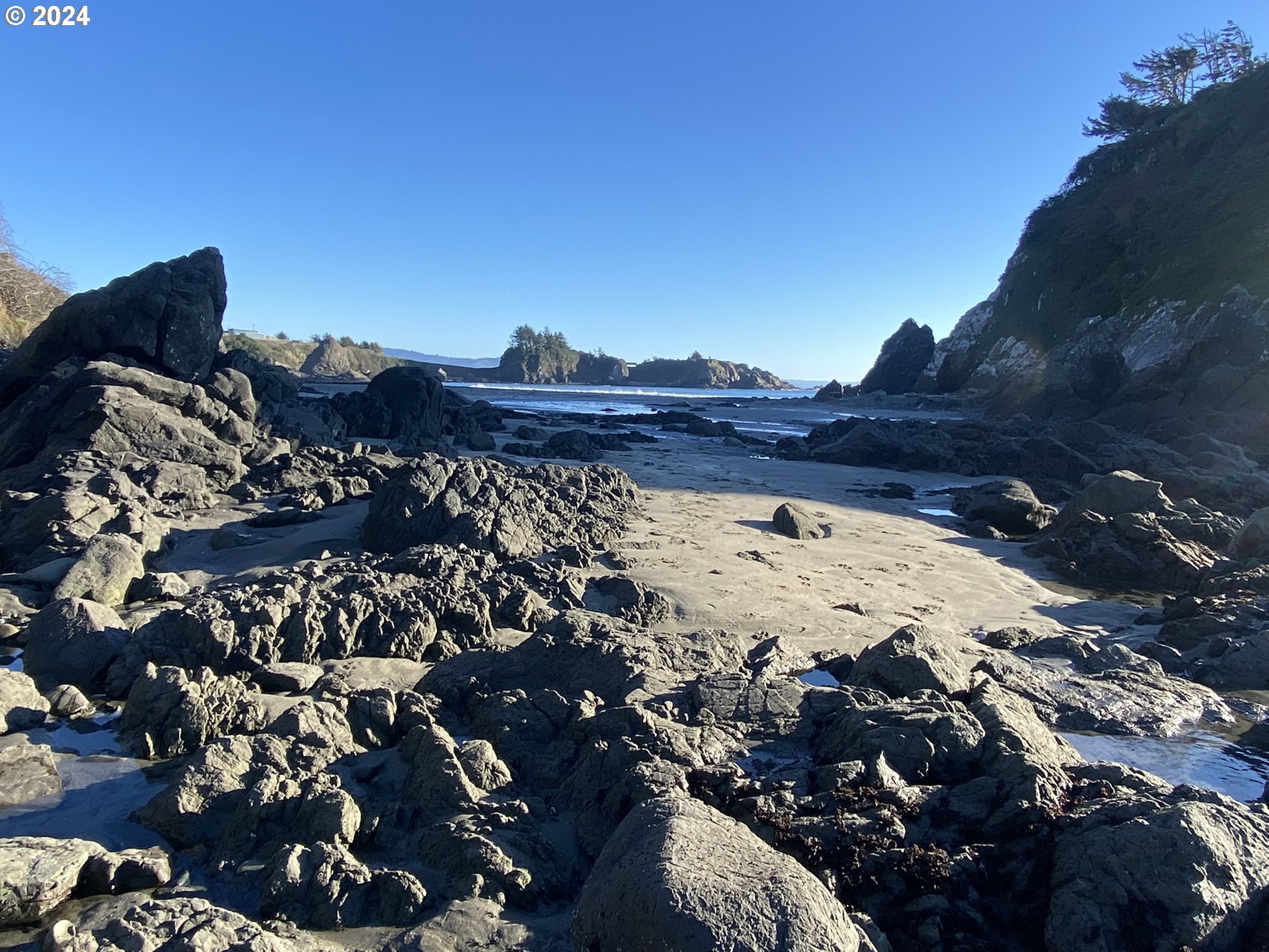 270 Allen Lane Brookings, OR 97415 - Photo 43 of 47