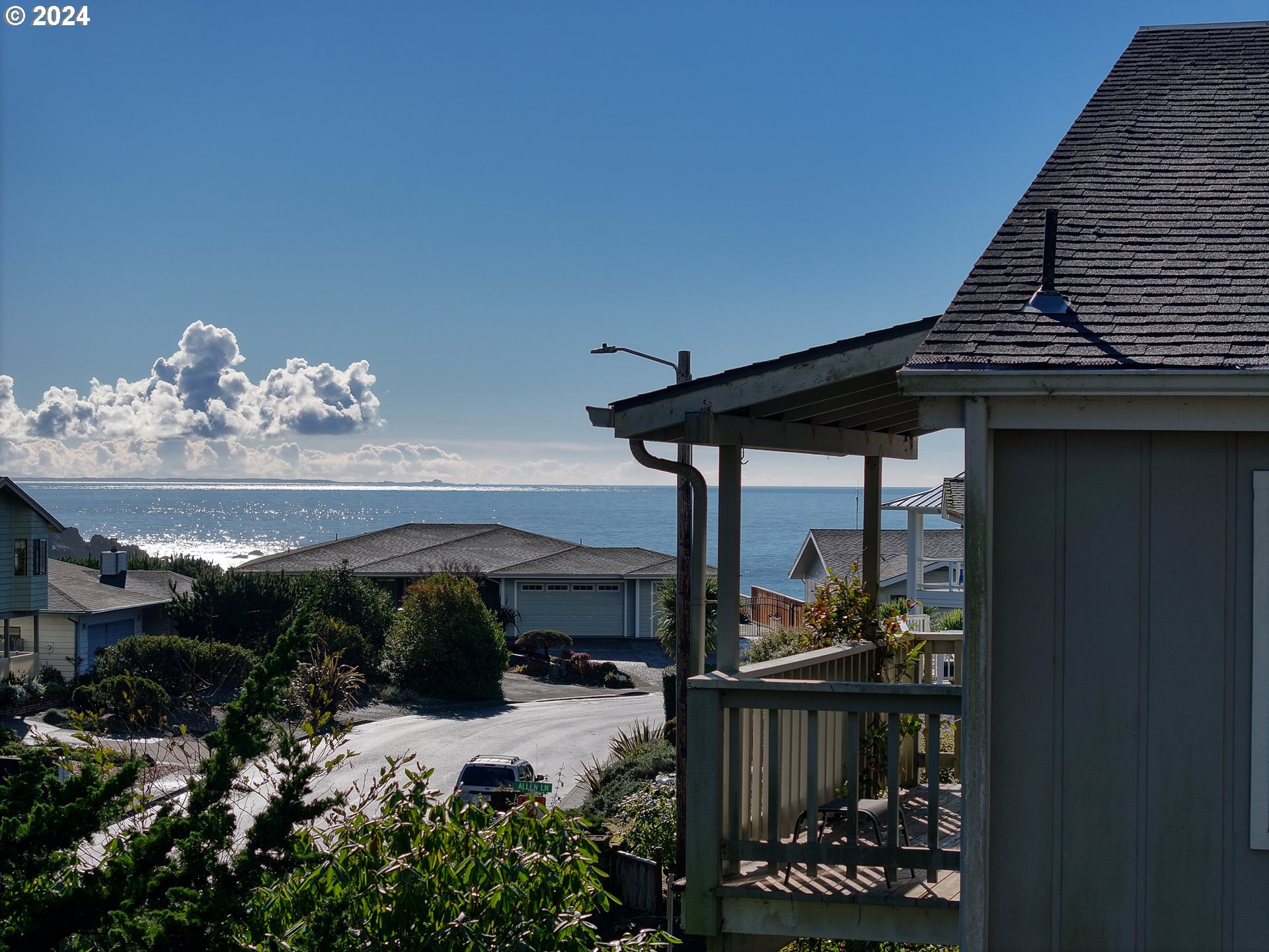270 Allen Lane Brookings, OR 97415 - Photo 6 of 47 View