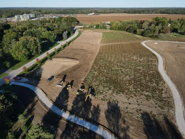 $225,000 | Lt8 South Wayfare Trail, Summit, WI 53066