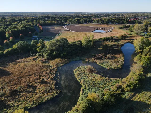 $225,000 | Lt8 South Wayfare Trail, Summit, WI 53066