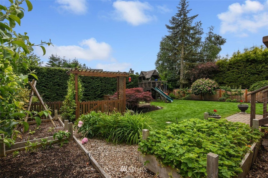 1495 Goat Trail Loop Road Mukilteo, WA 98275 - Photo 23 of 25 Gallery Image 23