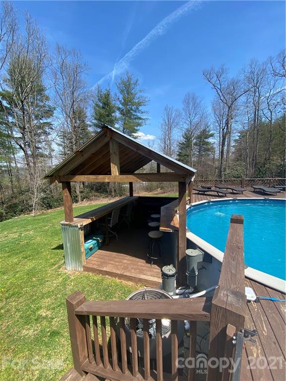 195 Dale Road Spruce Pine, NC 28777 - Photo 11 of 39 Gallery Image 11