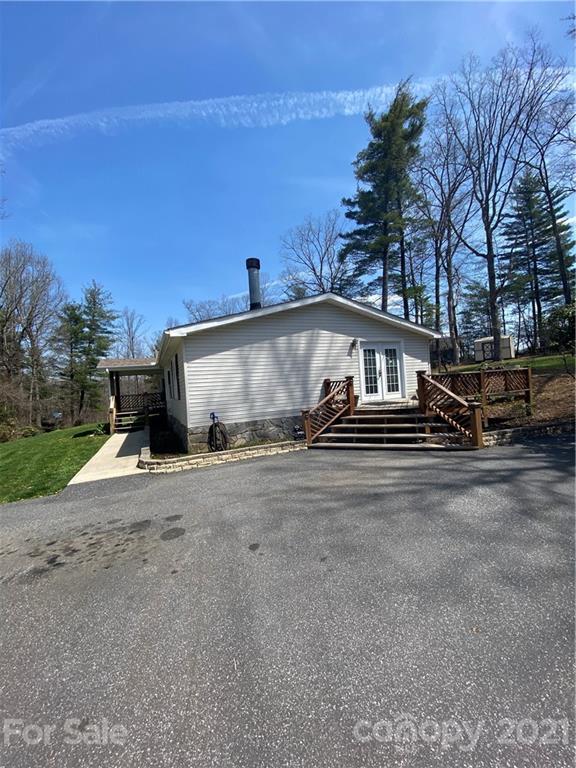 195 Dale Road Spruce Pine, NC 28777 - Photo 14 of 39 Gallery Image 14