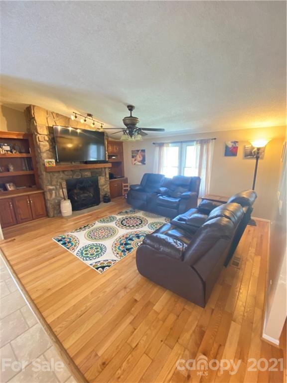 195 Dale Road Spruce Pine, NC 28777 - Photo 26 of 39 Gallery Image 26