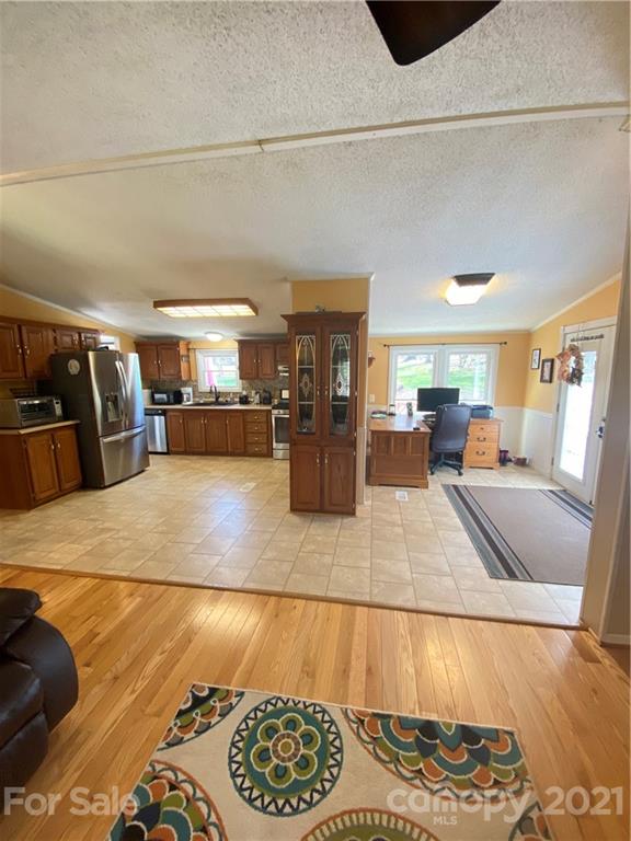195 Dale Road Spruce Pine, NC 28777 - Photo 27 of 39 Gallery Image 27