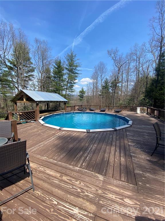 195 Dale Road Spruce Pine, NC 28777 - Photo 10 of 39 Gallery Image 10