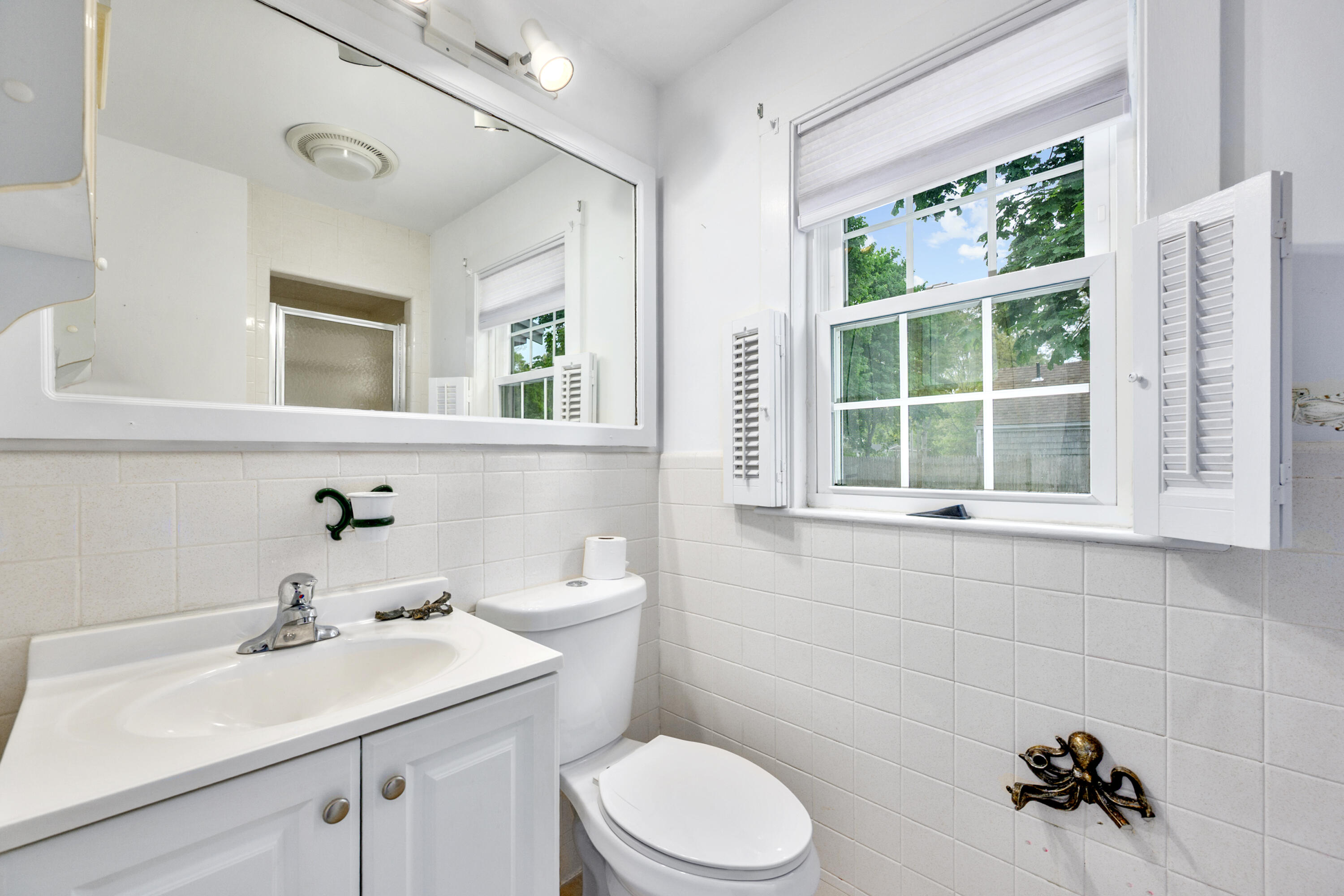 244 Craigville Beach Road Hyannis, MA 02601 - Photo 21 of 38 28_dsc_0045