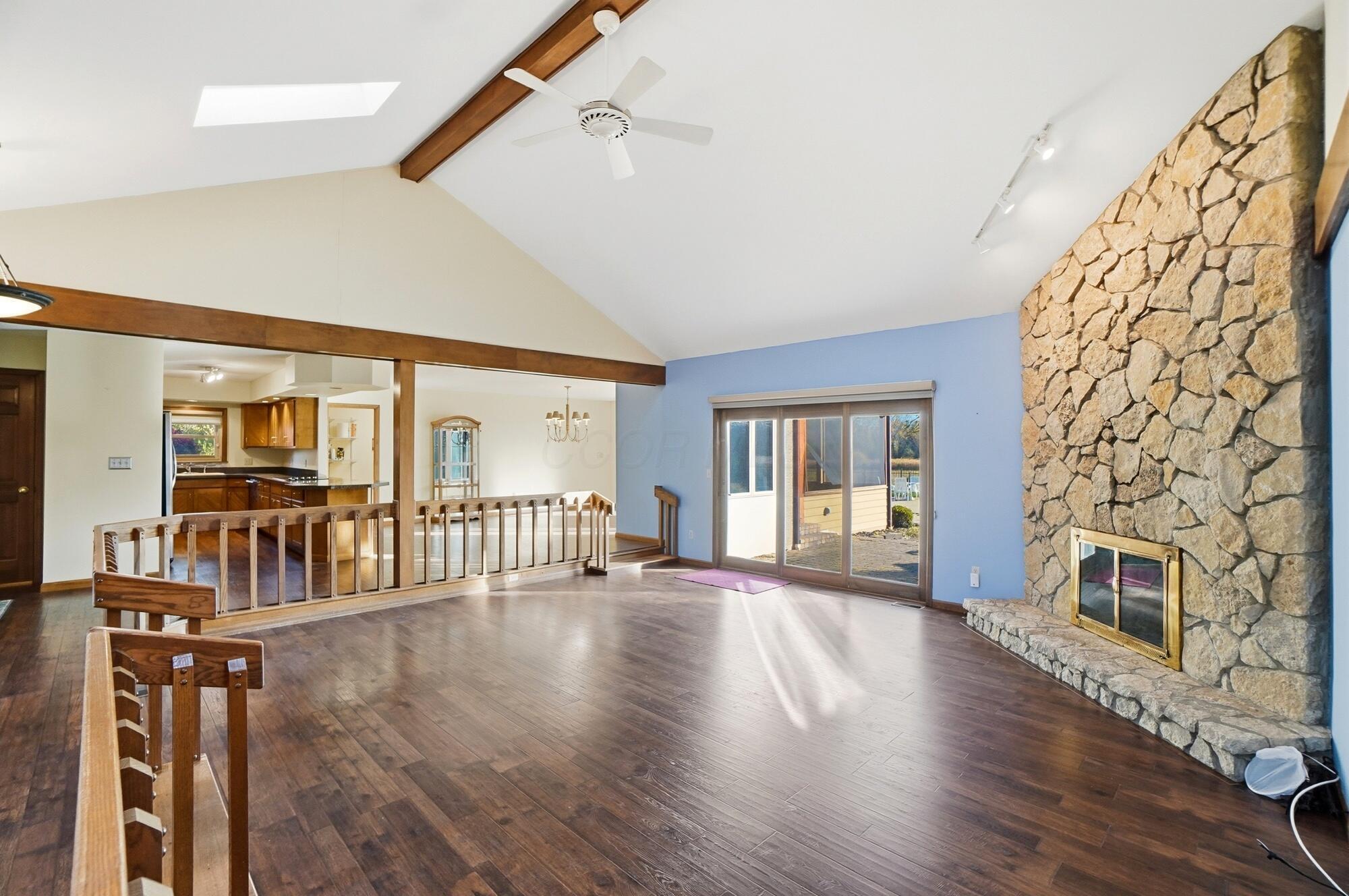 900 Amity Road Galloway, OH 43119 - Photo 9 of 57 009
