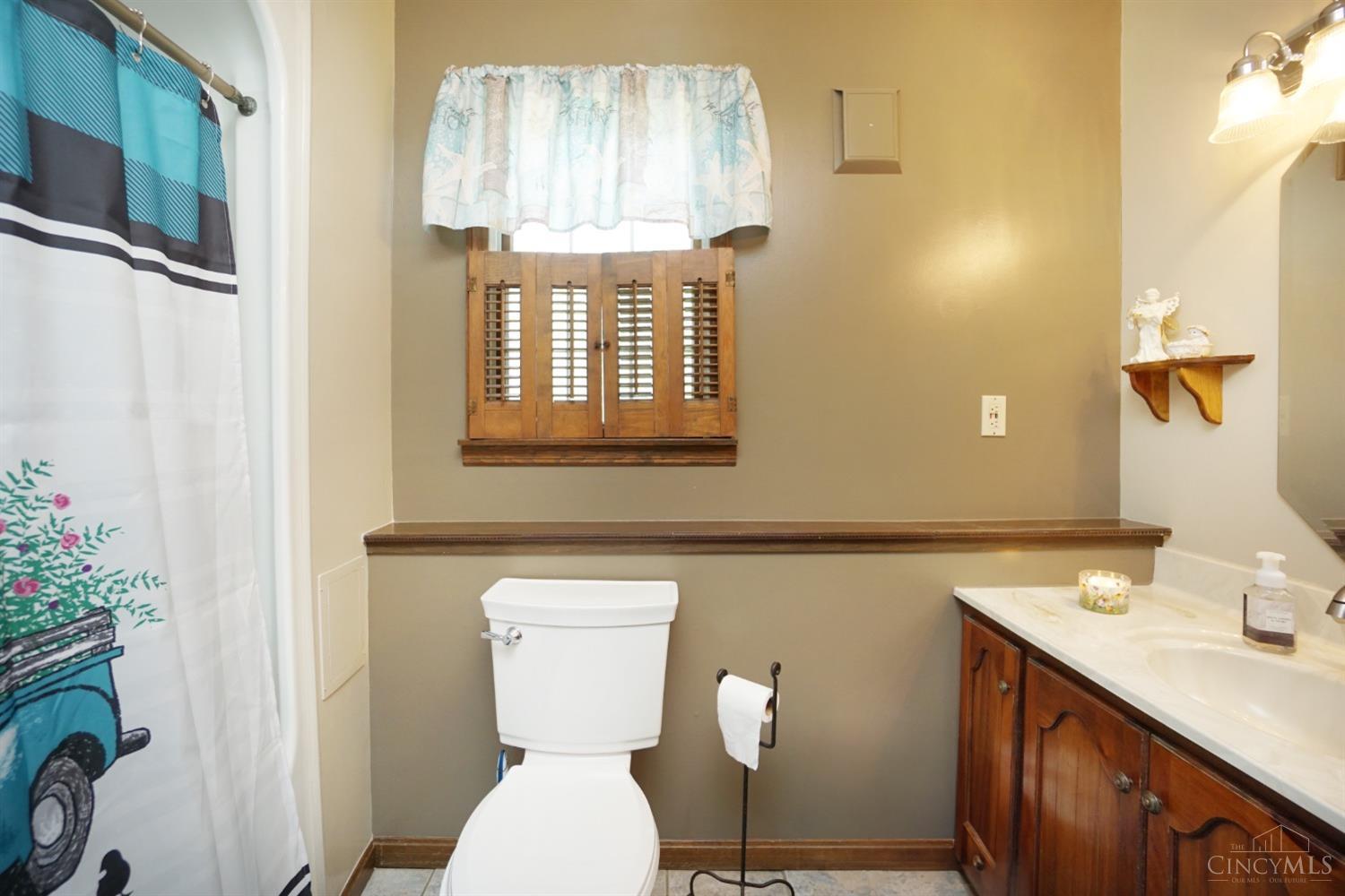 7261 Pippin Road Cincinnati, OH 45239 - Photo 20 of 33 Gallery Image 20