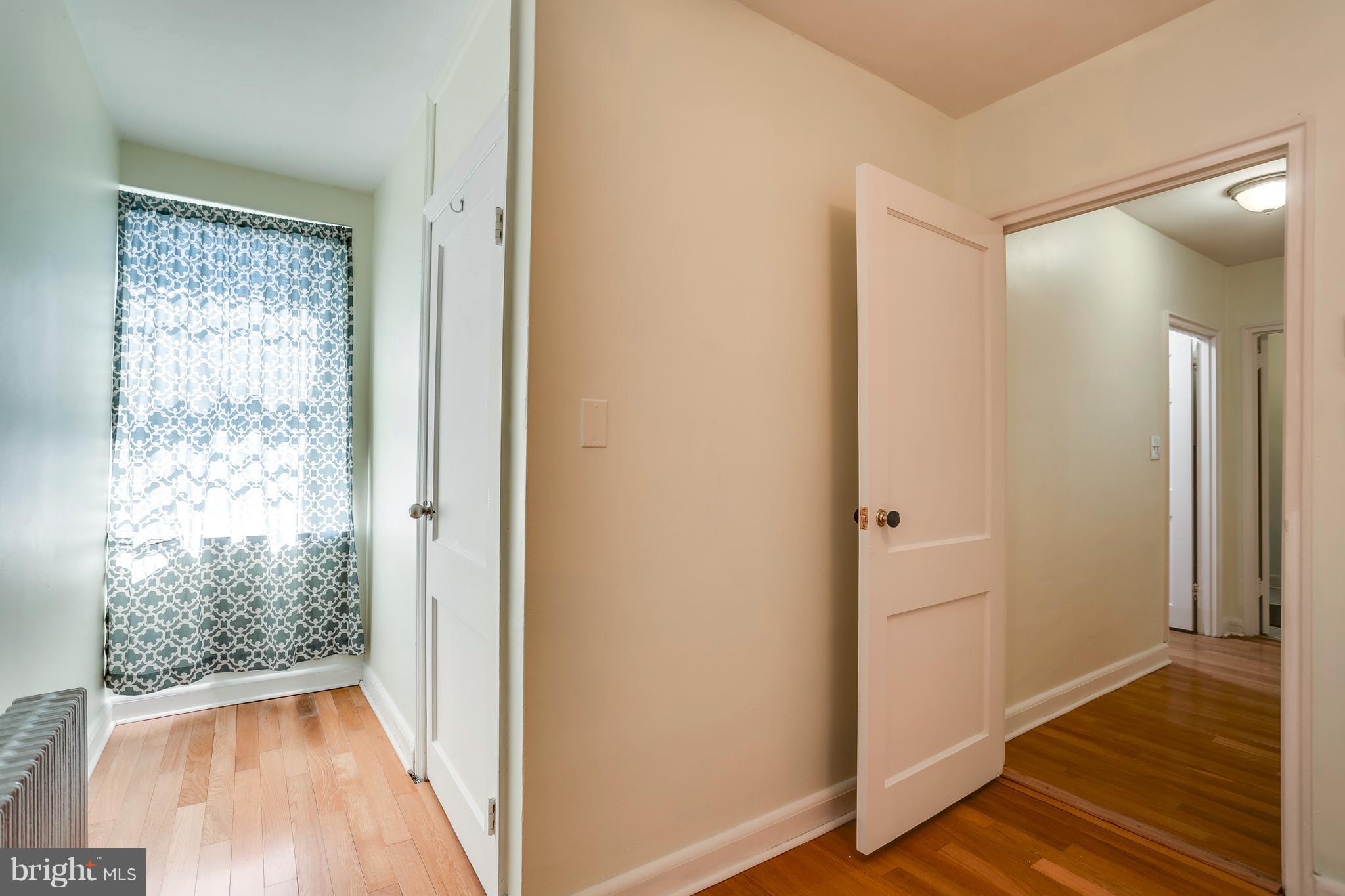 5203 Falls Road, Unit 16A Baltimore, MD 21210 - Photo 22 of 28 Bedroom