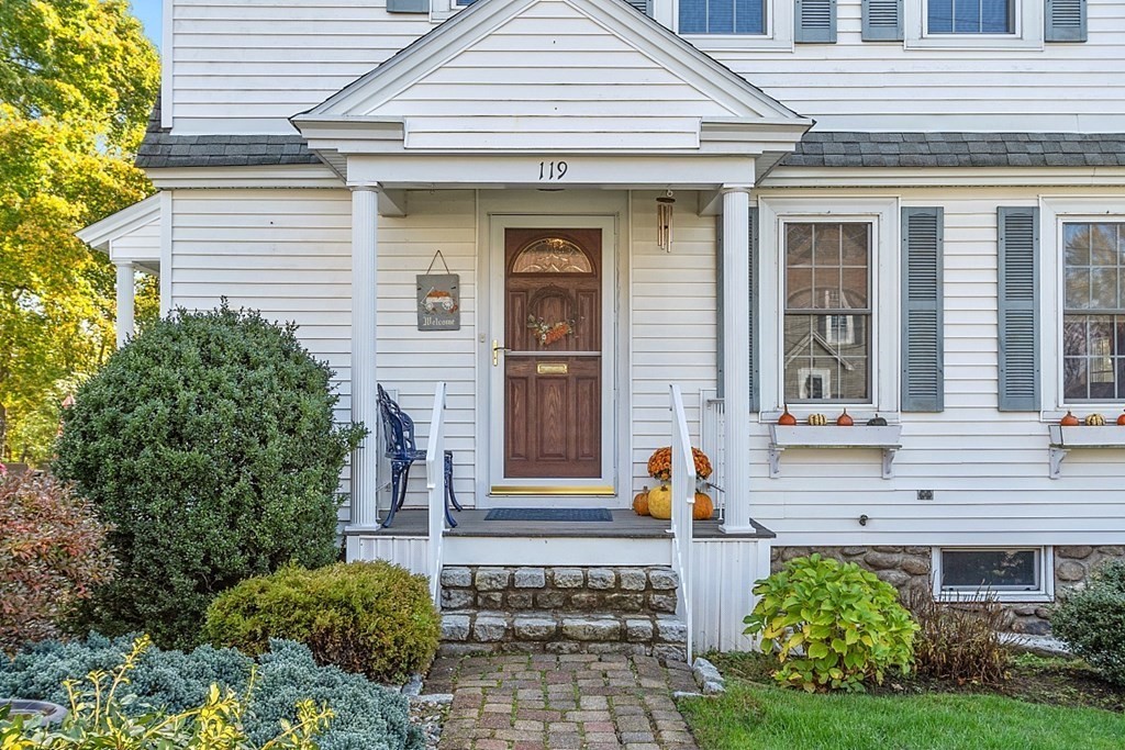 119 Barnard Road Worcester, MA 01605 - Photo 1 of 34 Gallery Image 1