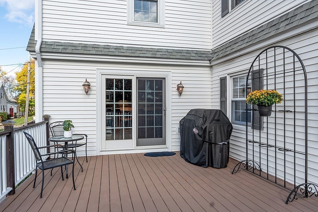119 Barnard Road Worcester, MA 01605 - Photo 2 of 34 Gallery Image 2
