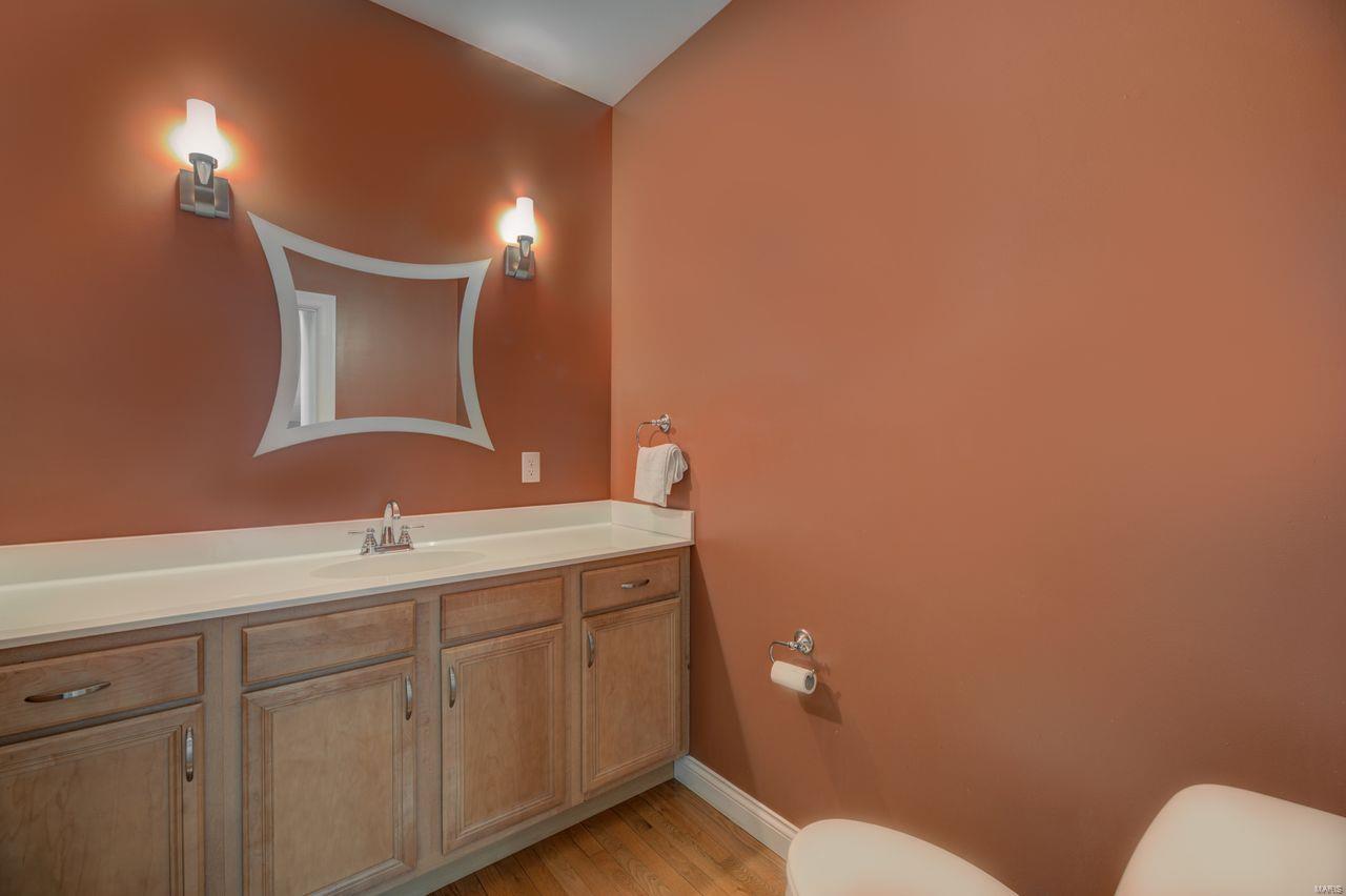 9791 East Watson Road St. Louis, MO 63126 - Photo 11 of 27 Gallery Image 11