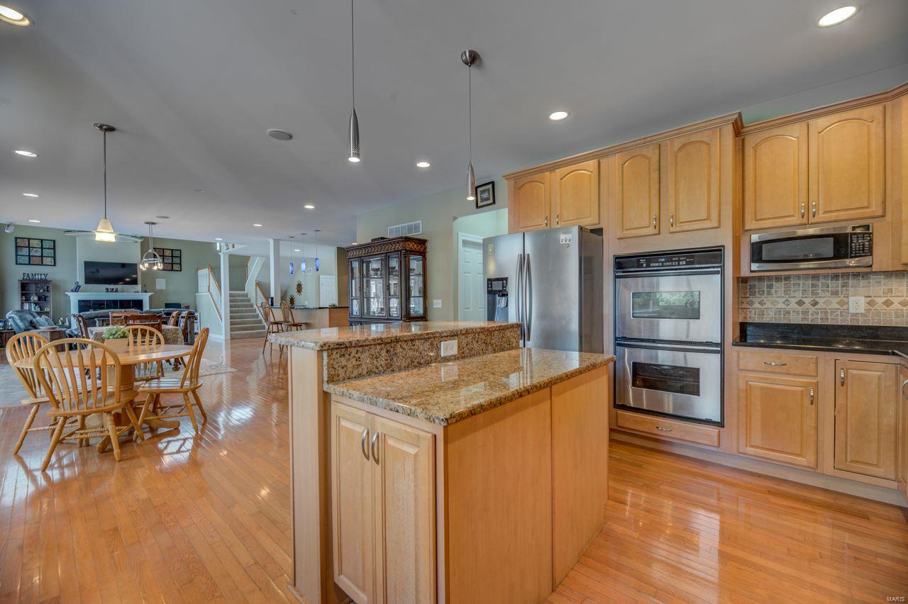 9791 East Watson Road St. Louis, MO 63126 - Photo 7 of 27 Gallery Image 7