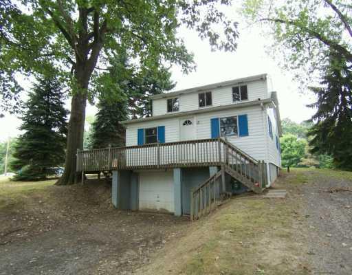 1760 Locust Road Franklin Park, PA 15143 - Photo 1 of 7 Gallery Image 1