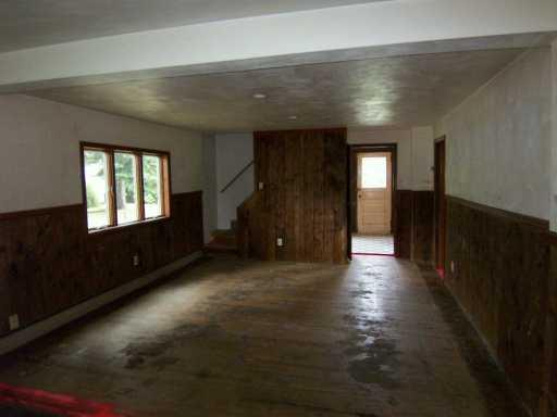 1760 Locust Road Franklin Park, PA 15143 - Photo 2 of 7 Gallery Image 2