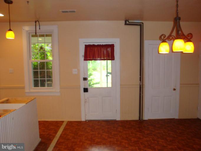 13501 Old Frederick Road Rocky Ridge, MD 21778 - Photo 28 of 30 Kitchen