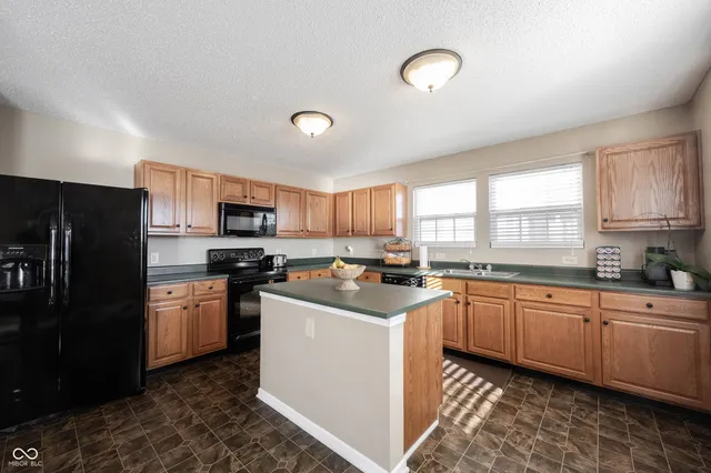 $334,900 | 9485 West Lantern Lane, Pendleton, IN 46064