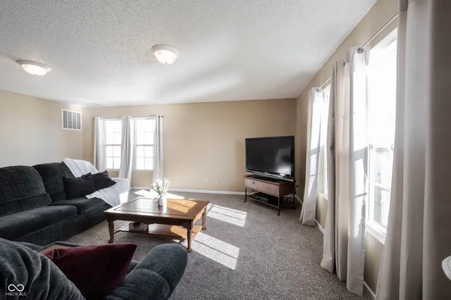 $334,900 | 9485 West Lantern Lane, Pendleton, IN 46064