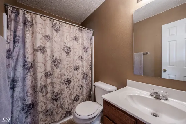 $329,900 | 9485 West Lantern Lane, Pendleton, IN 46064